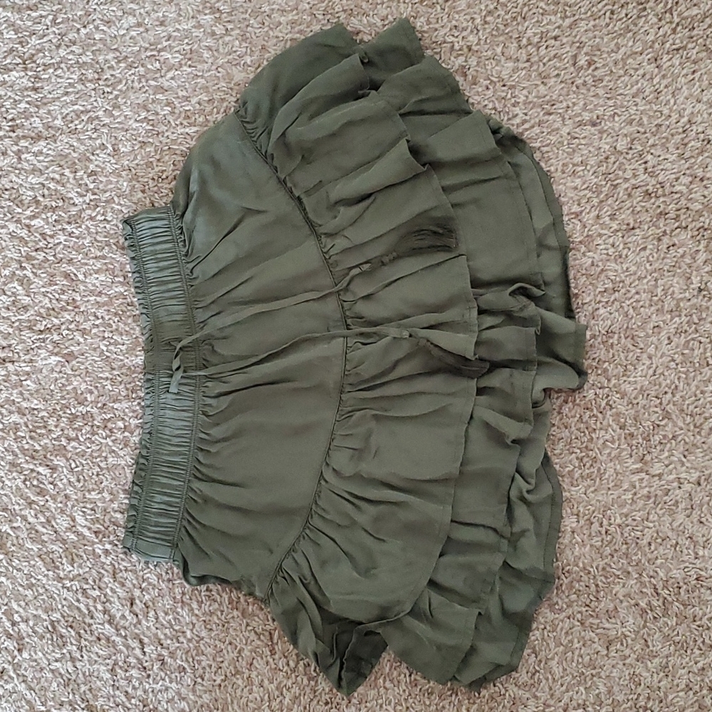 Green Aerie skirt, size XS, $25